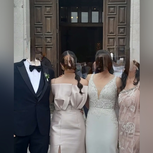 LaNeige Bridal 55083 - Picture 4 of 4